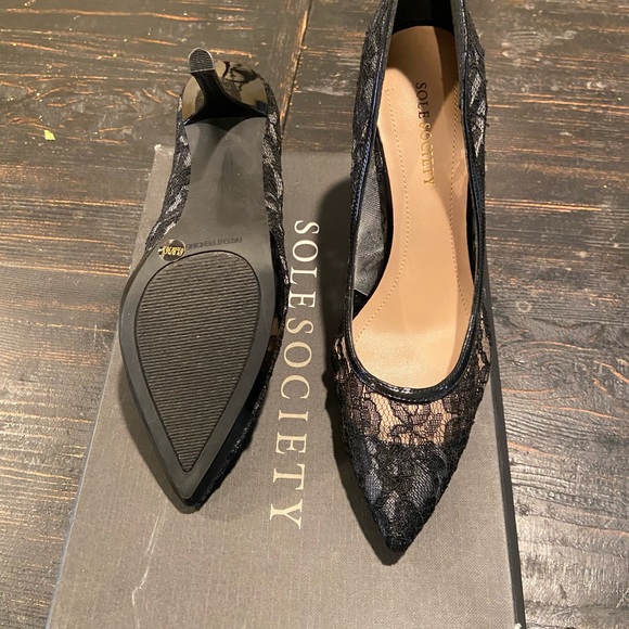 Sole Society Chandra Pump - Picture 3 of 4